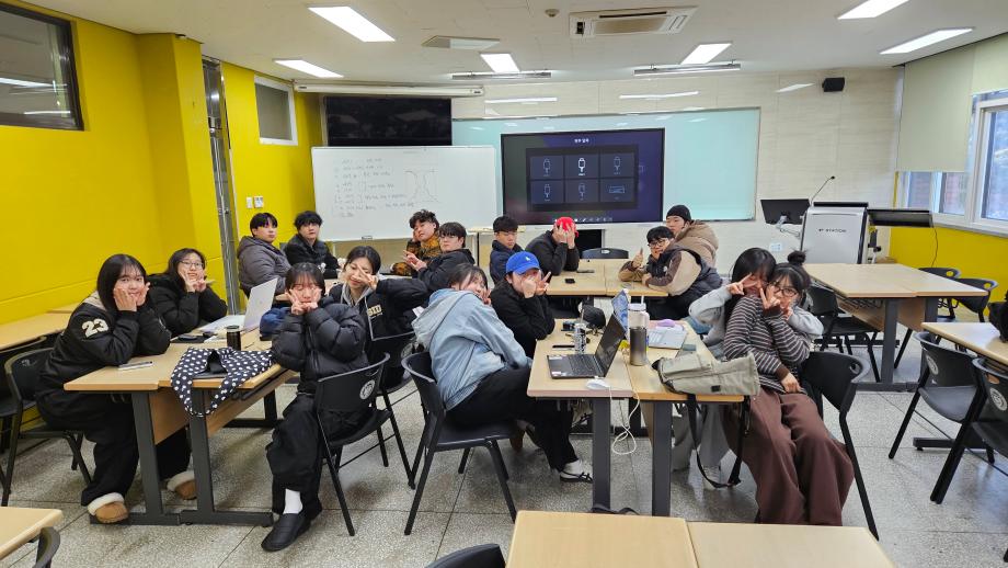 VIP동아리 활동 사진입니다!